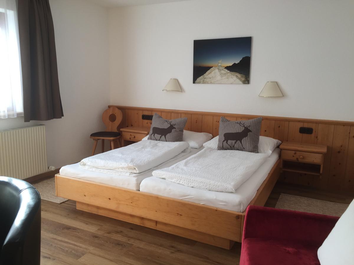 Appartment Sarlo Sankt Anton am Arlberg Esterno foto